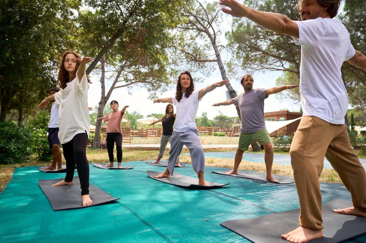 ואדה Camping Campo Dei Fiori - Glamping4All מראה חיצוני תמונה
