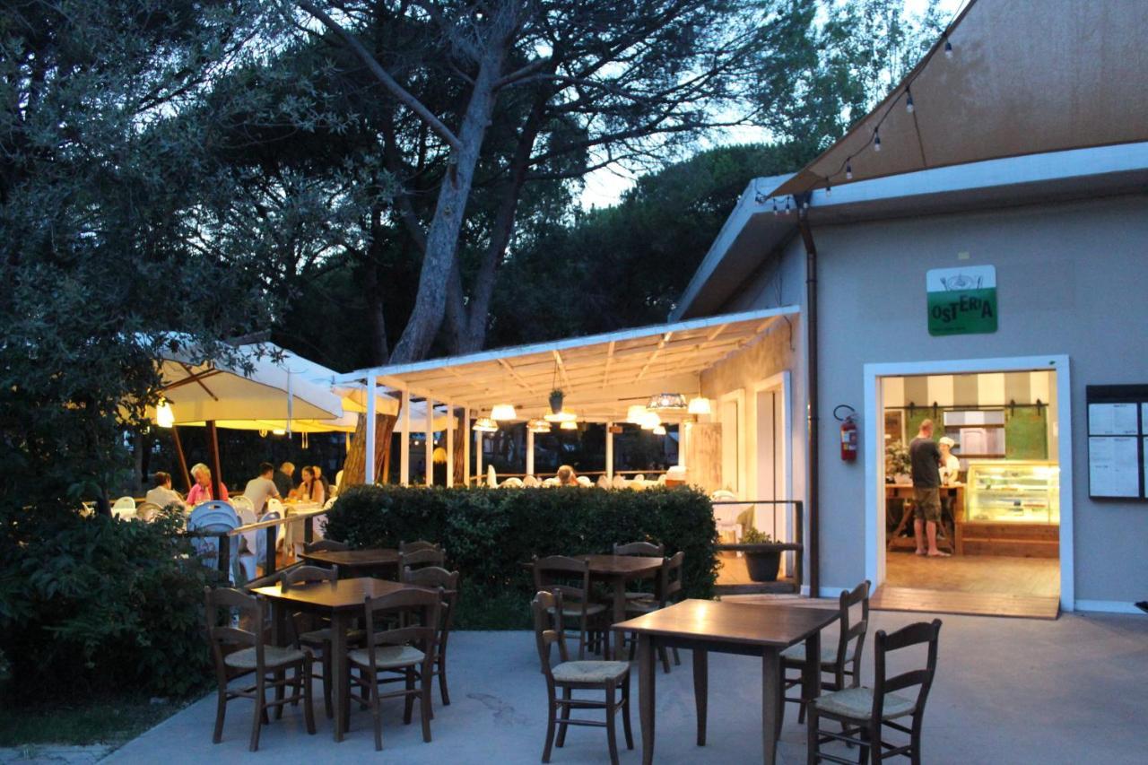ואדה Camping Campo Dei Fiori - Glamping4All מראה חיצוני תמונה