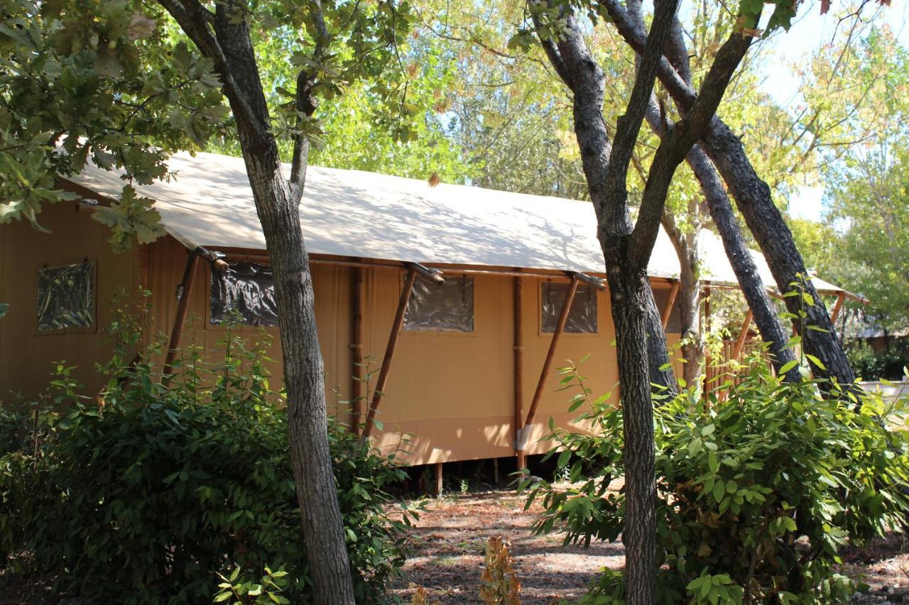 ואדה Camping Campo Dei Fiori - Glamping4All מראה חיצוני תמונה