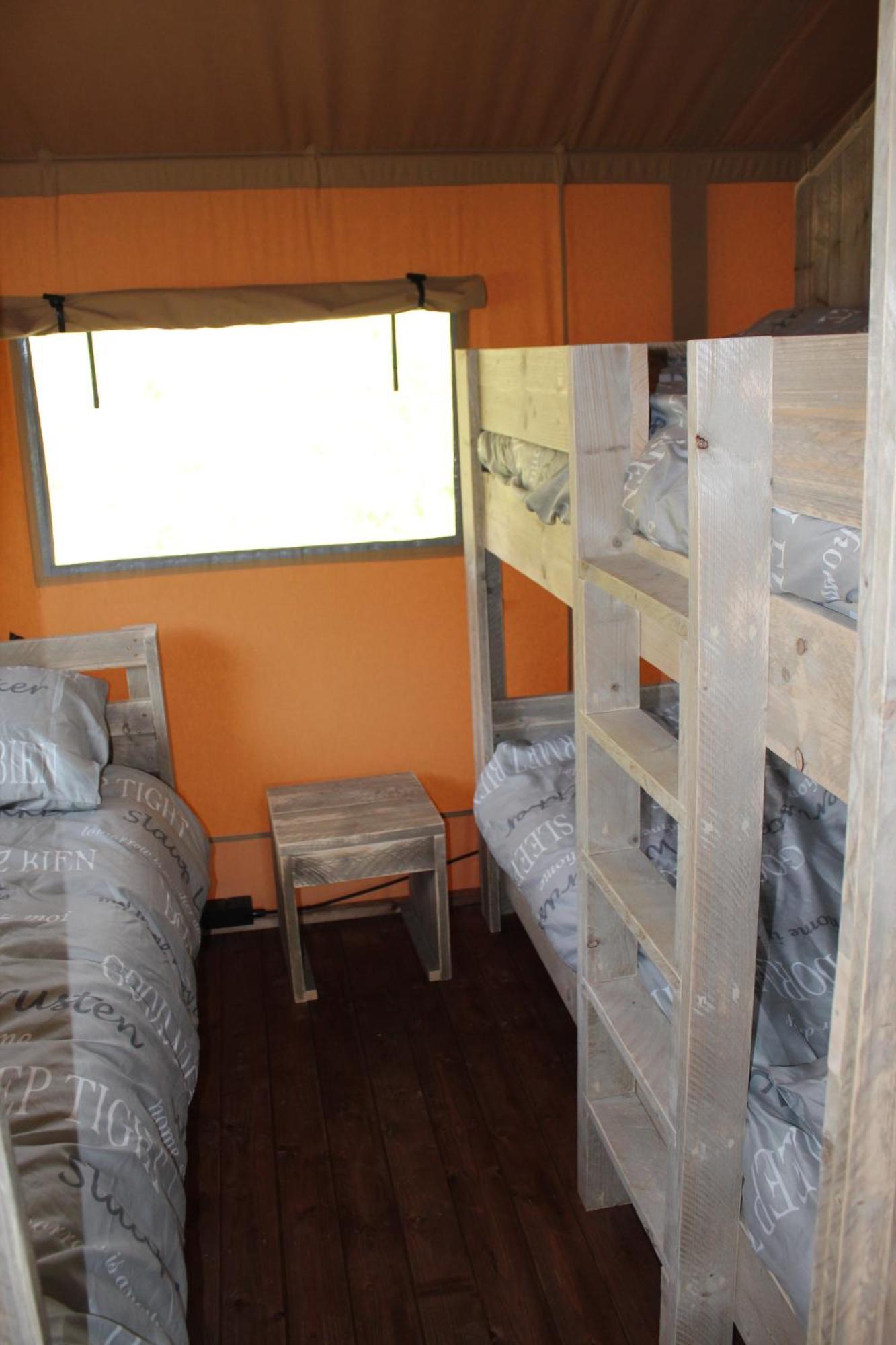 ואדה Camping Campo Dei Fiori - Glamping4All מראה חיצוני תמונה